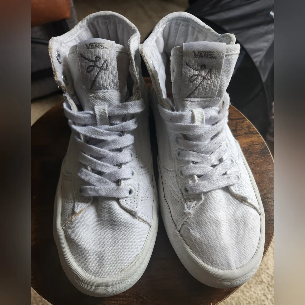 Vans The Lizzie White Sneakers Womens 6.5 - Picture 2 of 6